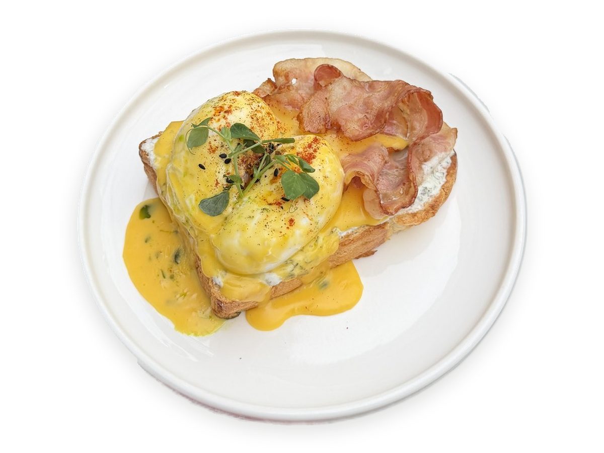 Benedict with bacon